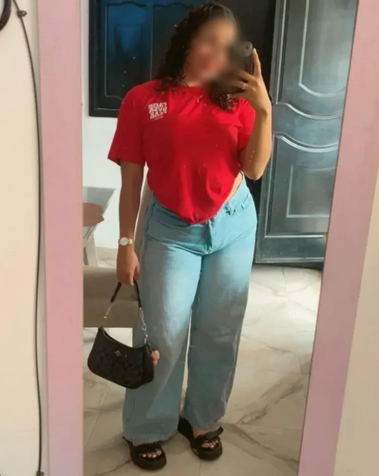Mariam, 24