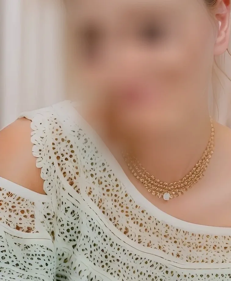 Rosie, 21